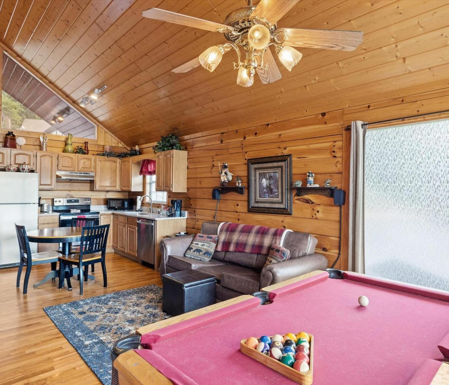 Вілла Views I Mins To Dollywood I Hot Tub I Pool Table Сев'єрвілл Екстер'єр фото